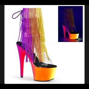 7 inch pleaser platform boots